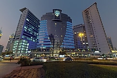 Signature 1 Hotel Tecom, دبى