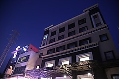 KG Hotel, Raikot