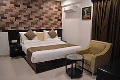 Hotel City Grand