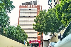 Hotel Sarweshwary, Ghazipur