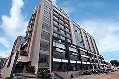 HOTEL GRAND ELEGANCE, Ahmedabad