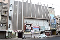 Hotel Janta Inn, Surat