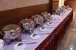 Hotel Celebration, Rupbas