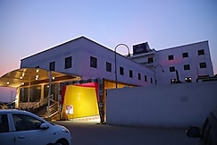 Cozette Hotel, Sonipat