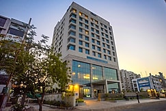 Efcee Sarovar Premiere Bhavnagar, Bhavnagar