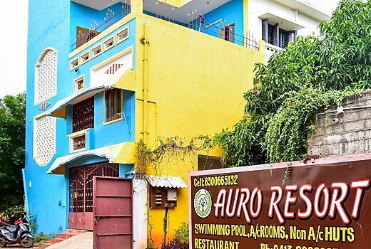 Auro Resort