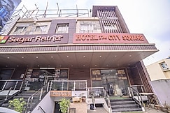The City Square, Agra