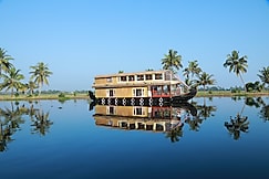 SREEKRISHNA HOUSEBOATS, Alleppey