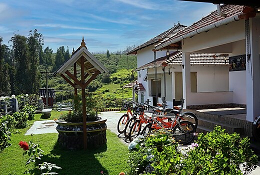 Green Leaves, The countryside Inn(8 kms from Ooty)