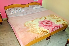 Radhika Palace, Vallabh Nagar