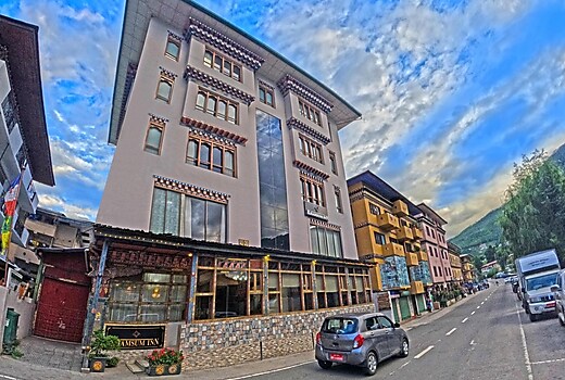 Khamsum Inn