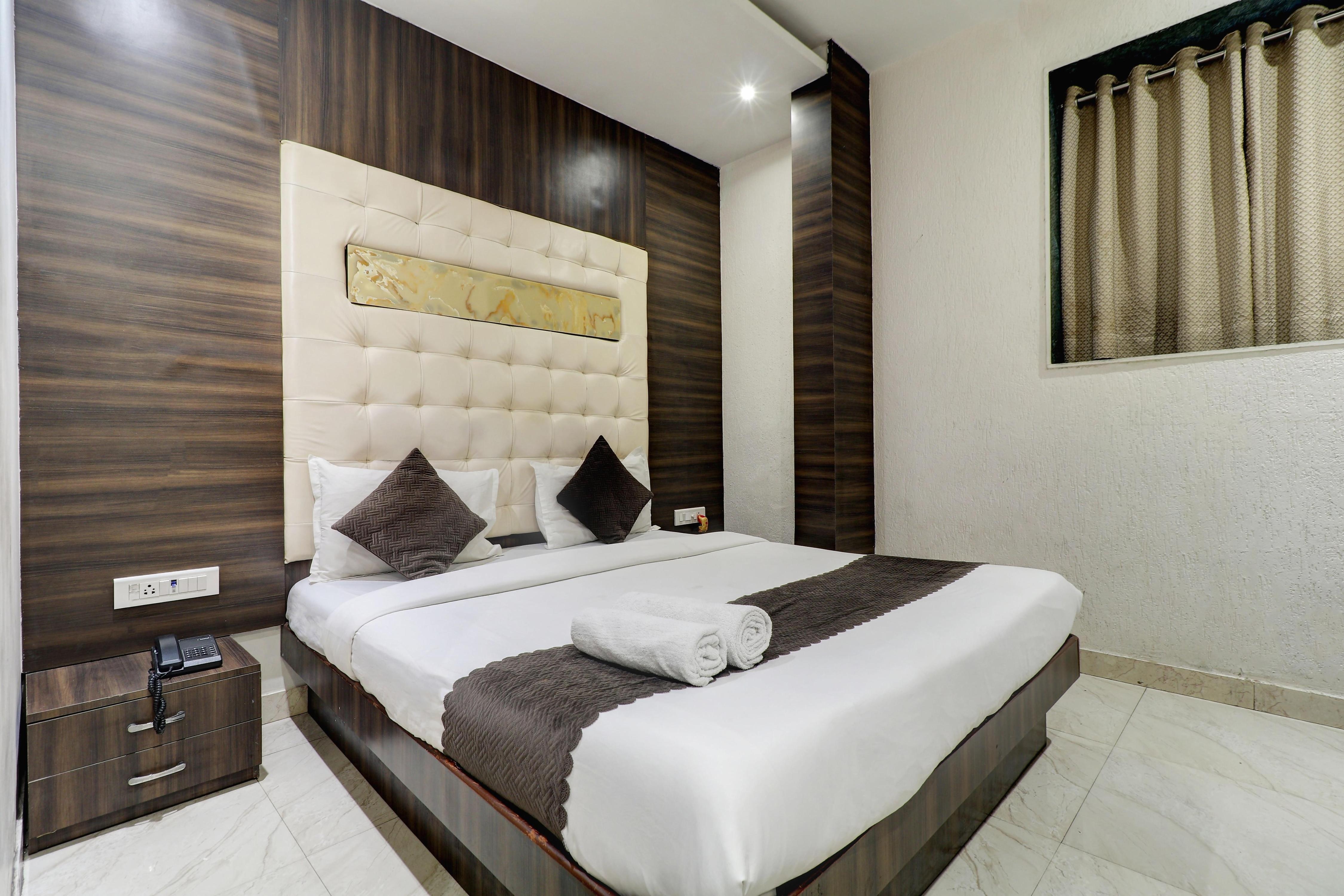 Deluxe Double Room 1