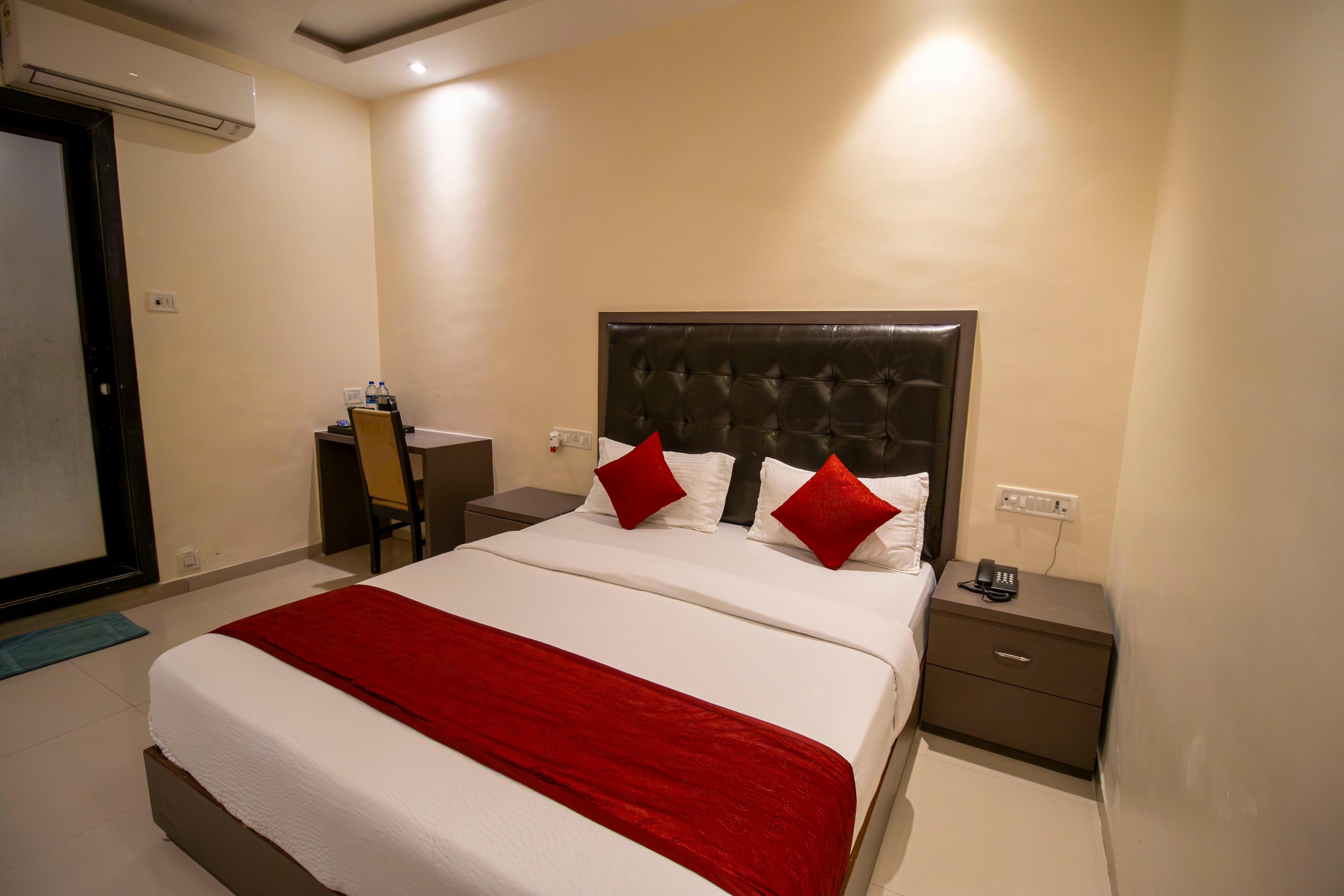 Hotel BKC Inn Near Trade Centre, Visa Consulate - Tap to explore photos