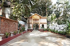 Royal Bishnu, Goa