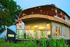 India Vacationz Houseboat, Alleppey
