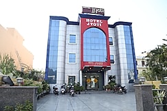 Hotel Jyoti, Dera bassi