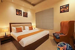 Hotel RK Grande @ 2 min walk from Ludhiana Railway Station, Moga