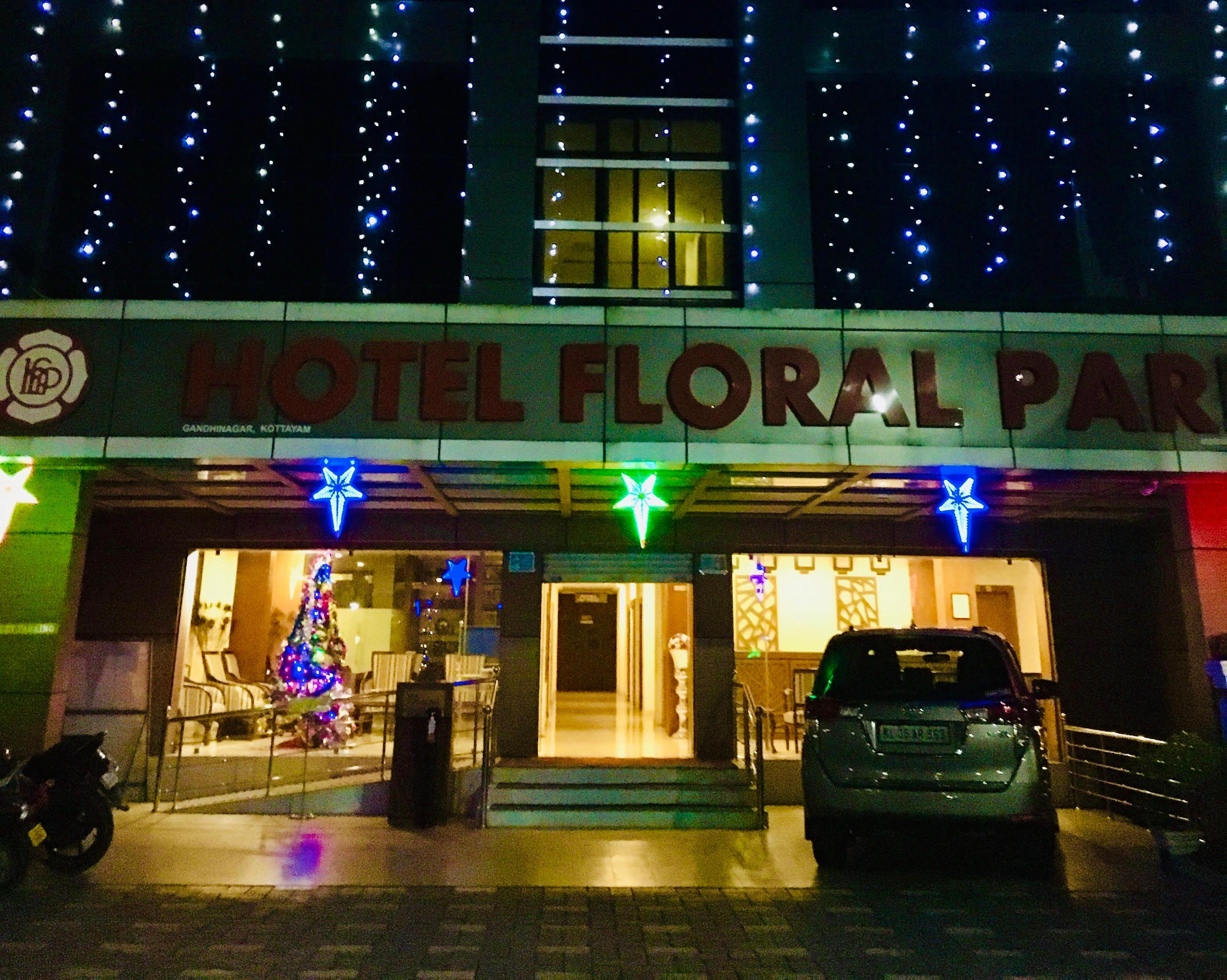 FLORAL PARK - Tap to explore photos