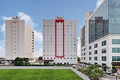 Lemon Tree Hotel Sec-60 Gurugram, Gurgaon