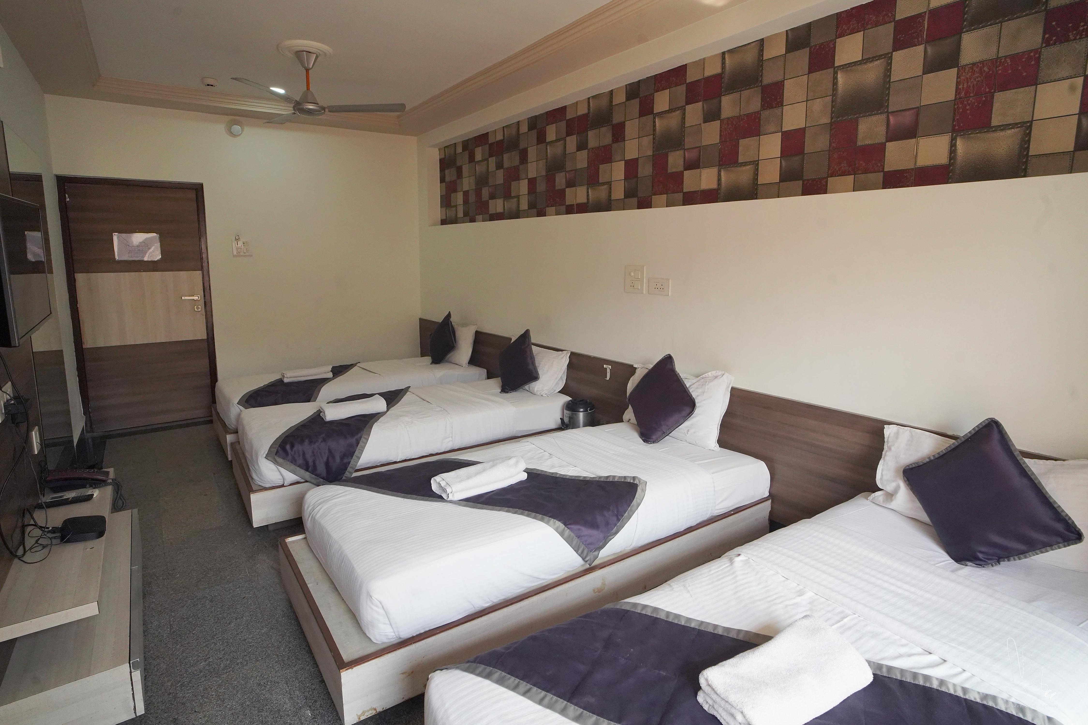 Hotel Samrat - Tap to explore photos