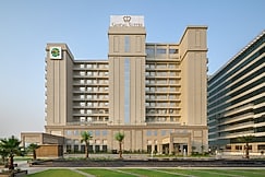 Sandal Suites Op. by Lemon Tree Hotels, Noida