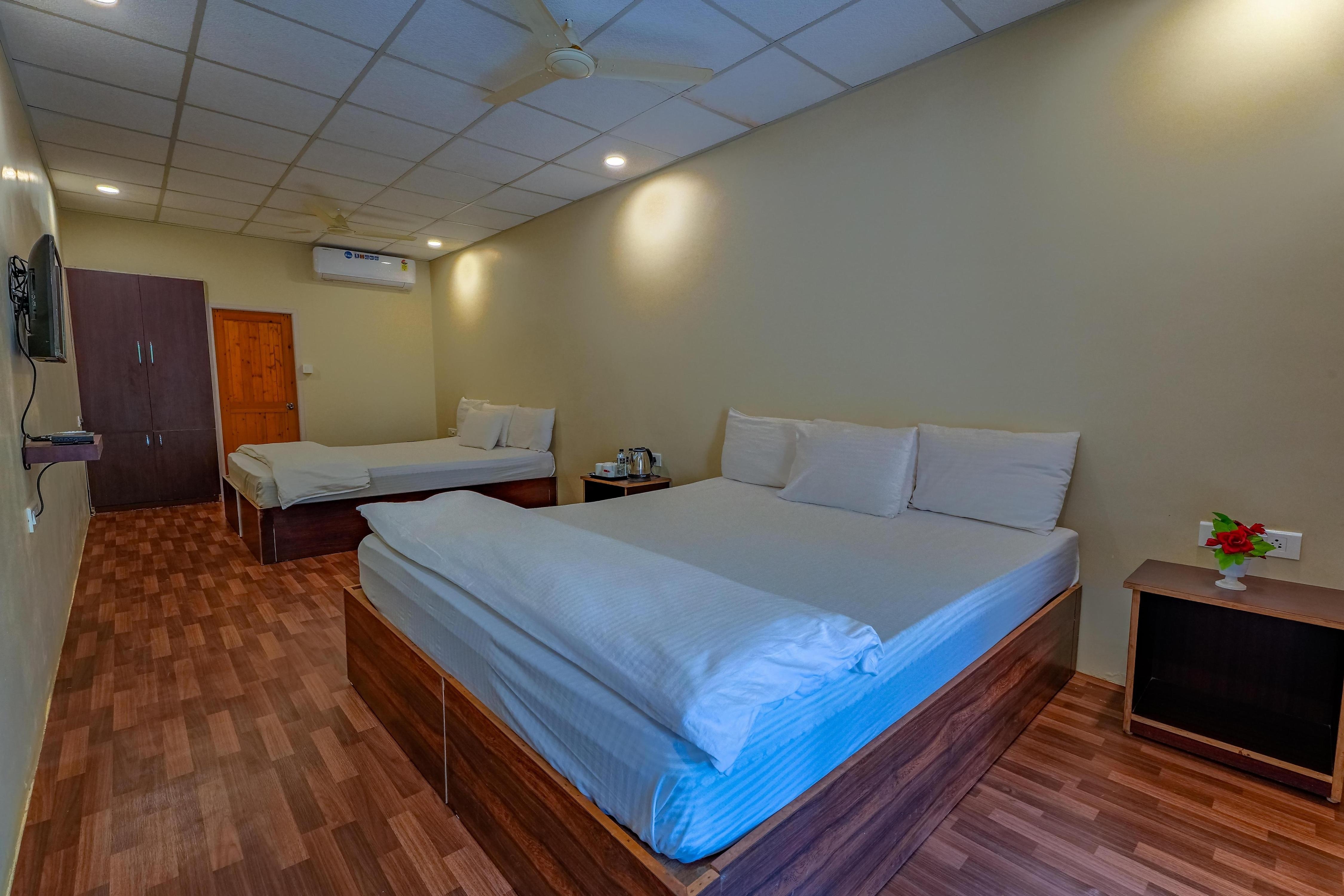 Marron Sea View Resort - Tap to explore photos