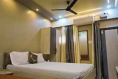 Hotel Indrajit, Murshidabad