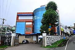HOTEL KURUNJI MERIDIAN, Karur