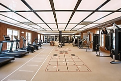 DLF CLUB 4 - Galleria Market, Gurgaon