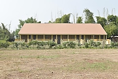 Aryan Eco Resort, Sendhwa