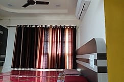 Hotel SriBalaji, Eluru