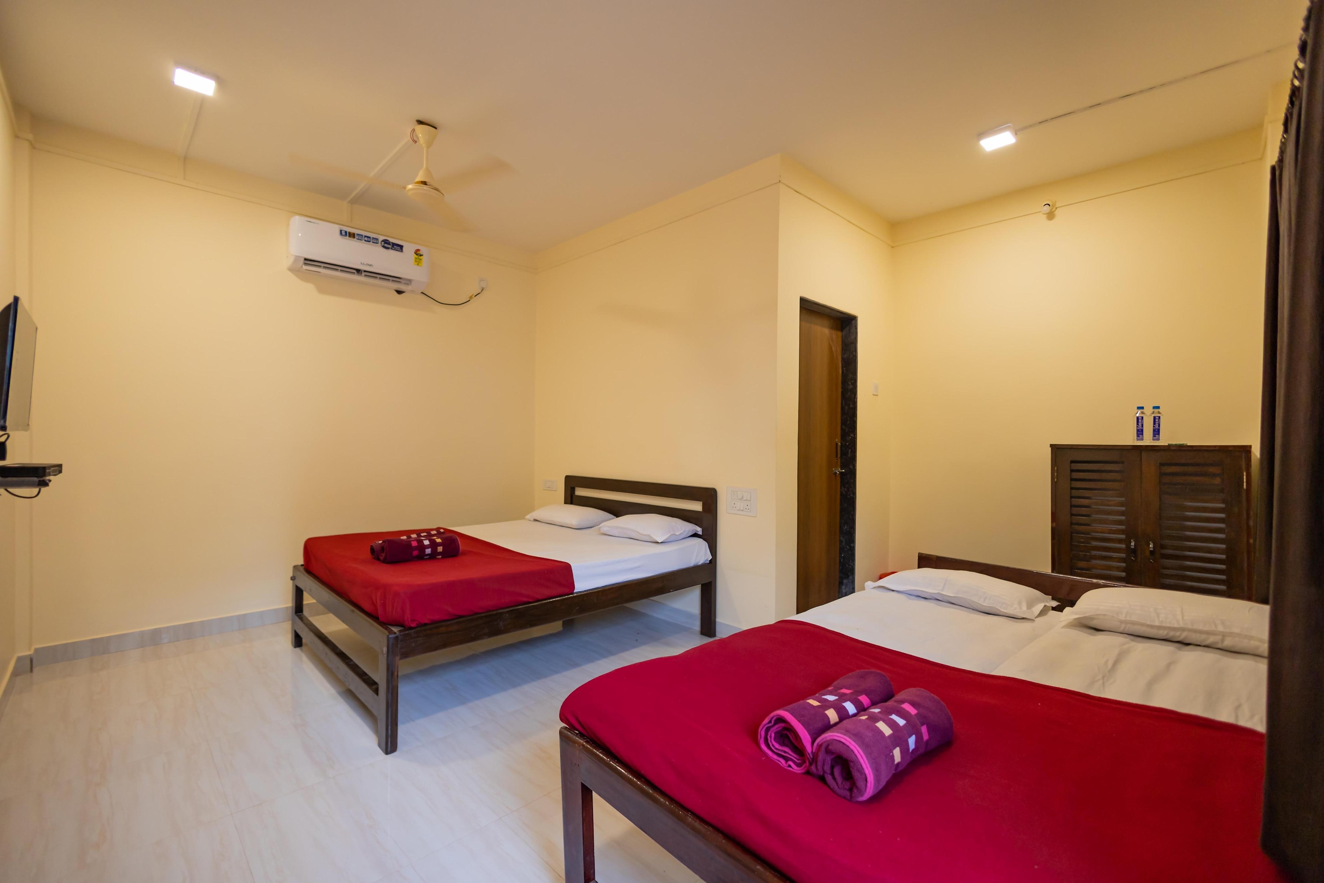 QUDRUPLE ROOM 1