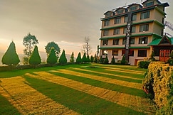 Shimla Greens Hotels & Resort, Shimla