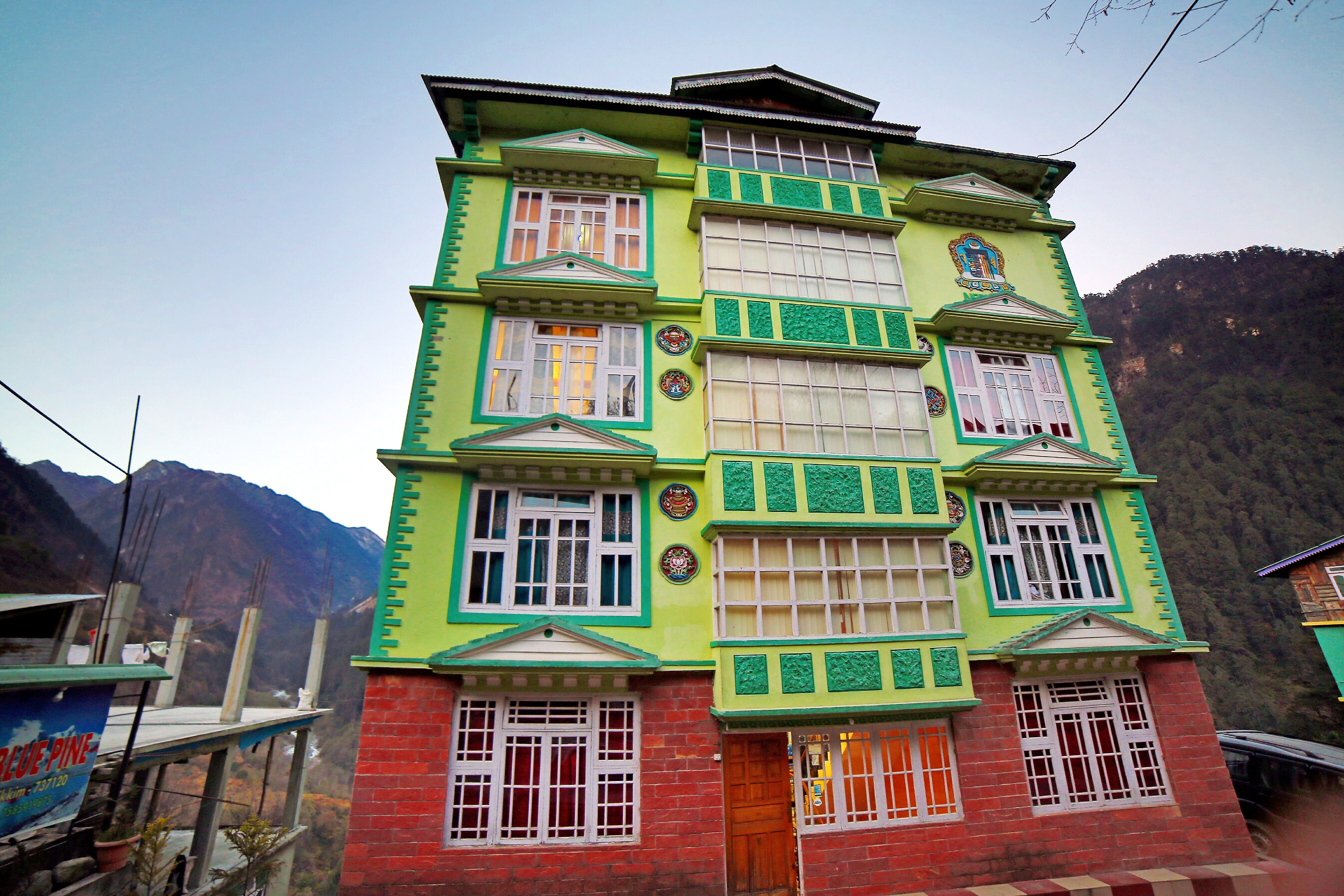 RUFINA BLUE PINE Lachen INR 595 OFF ( ̶1̶8̶0̶0̶ ) Hotel Price, Address