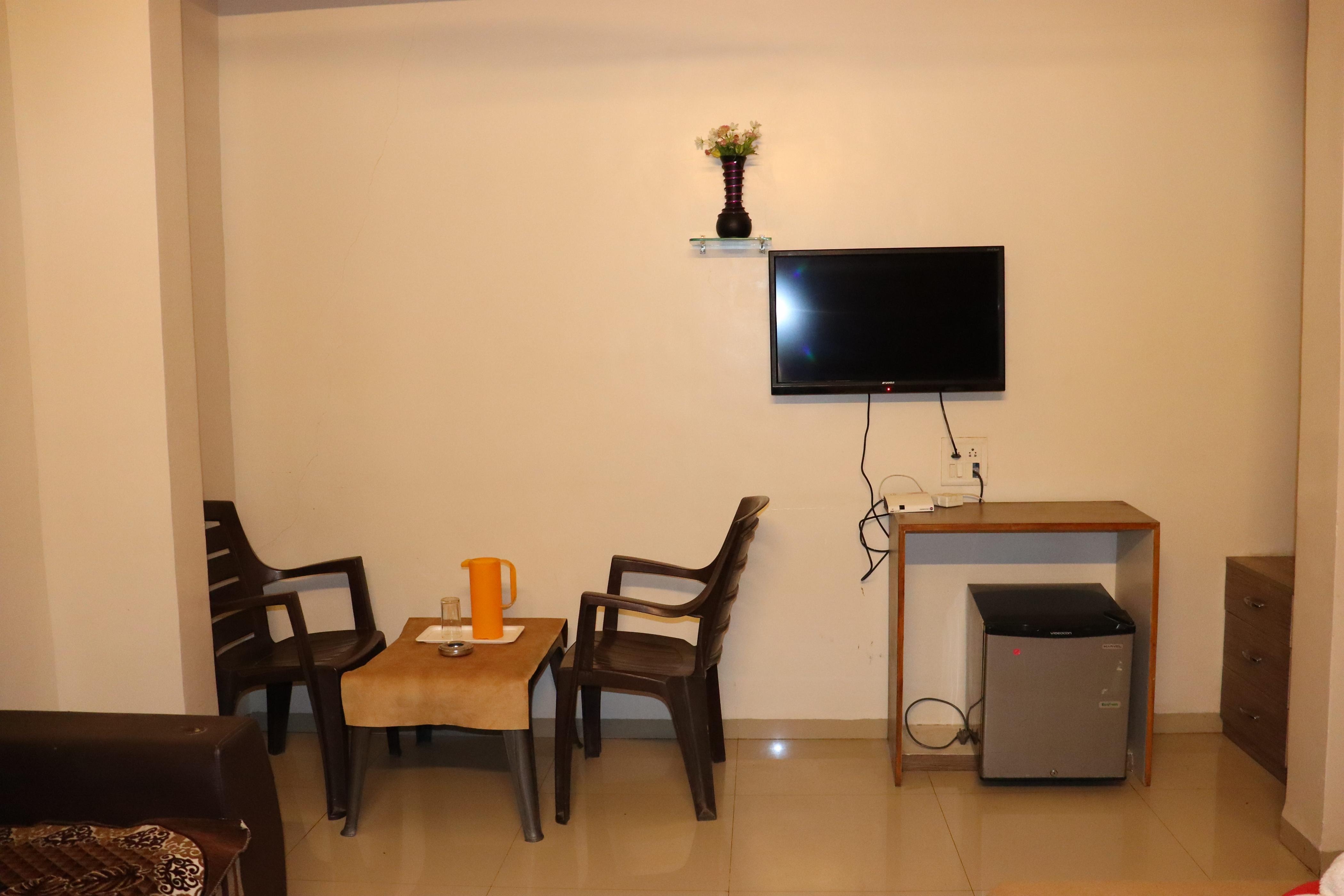 HOTEL ROYAL REGENCY 5