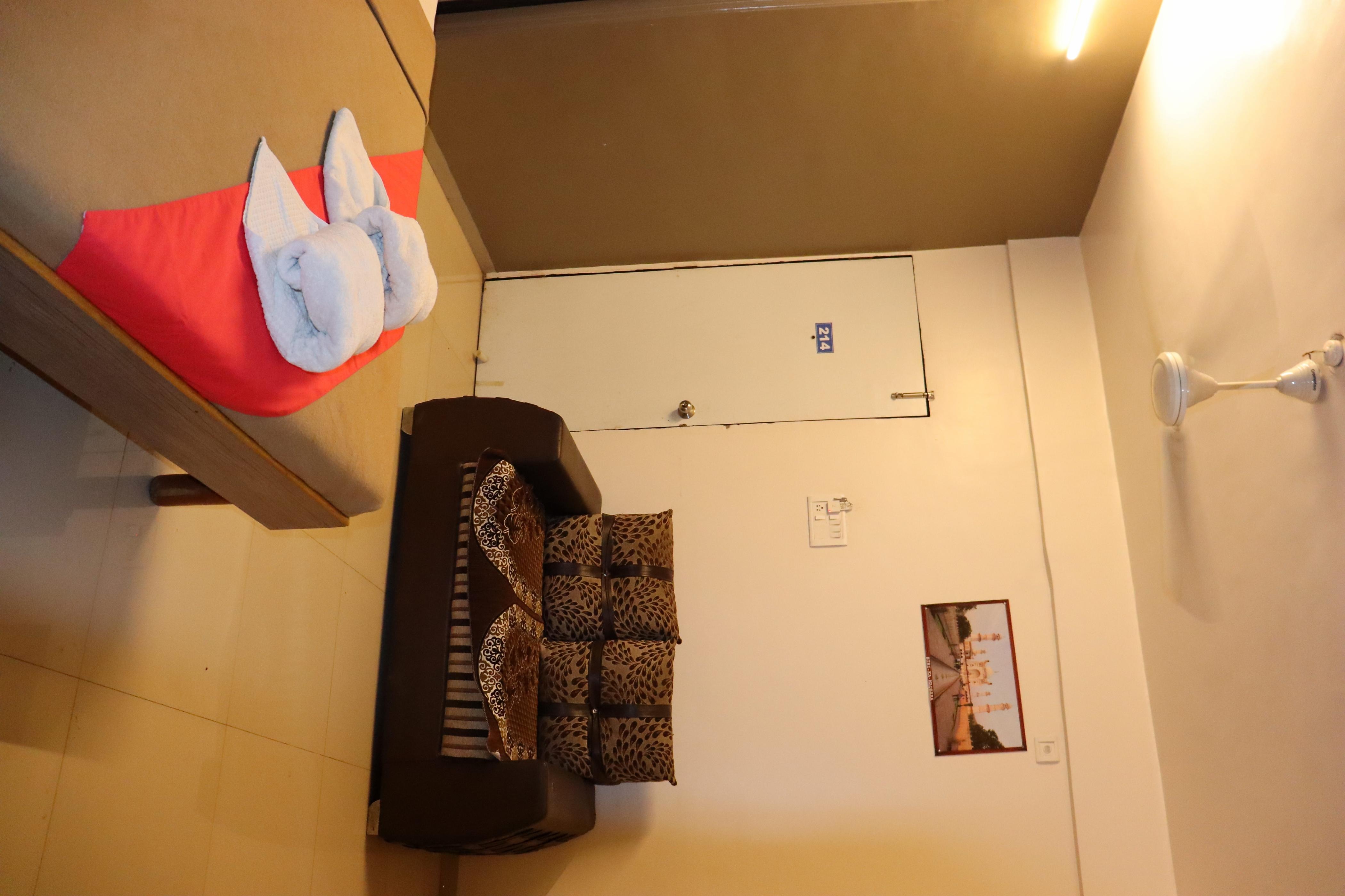 HOTEL ROYAL REGENCY 4
