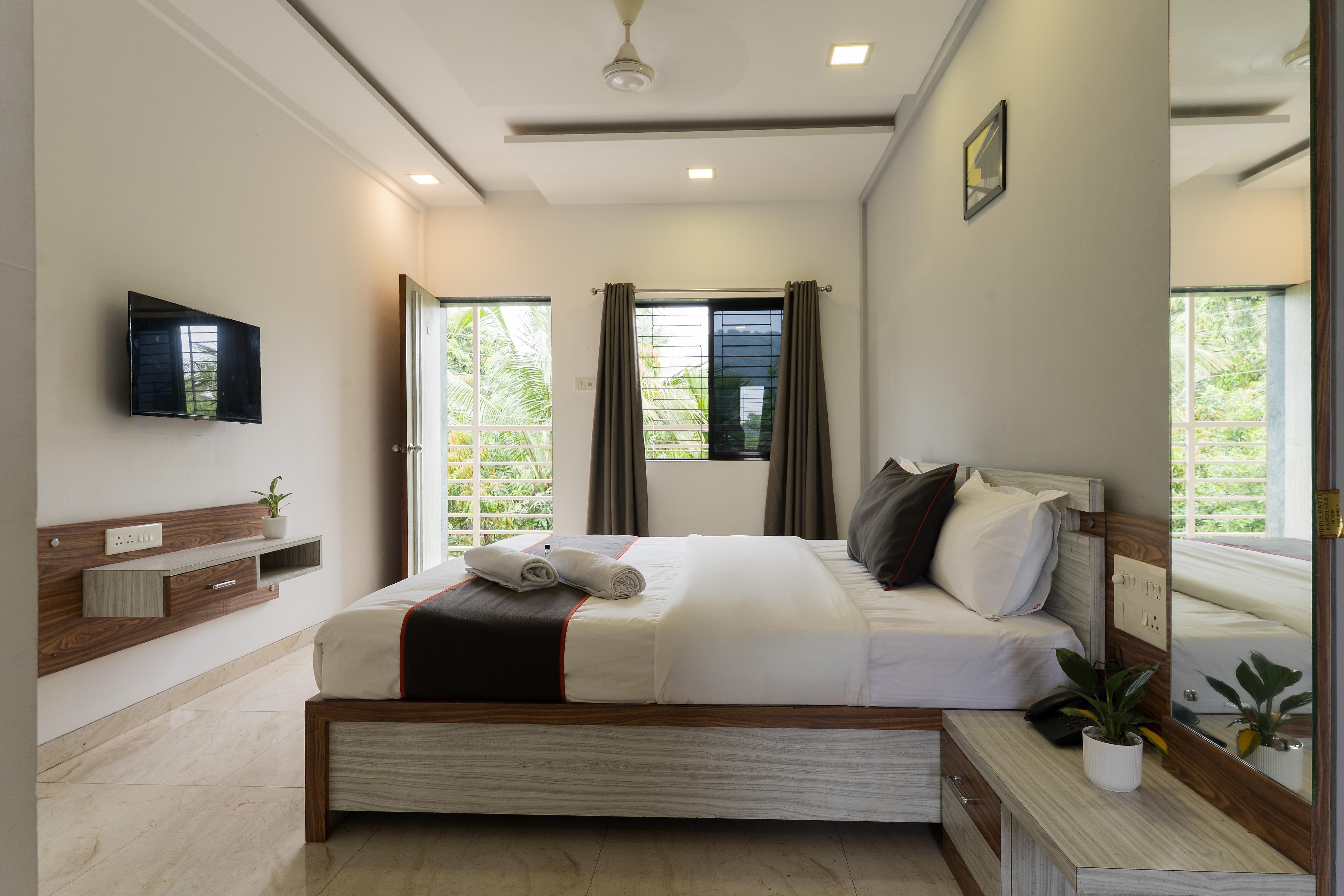 Hotel Sahyadri 5