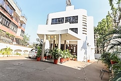 Satkar Hotel, Pune