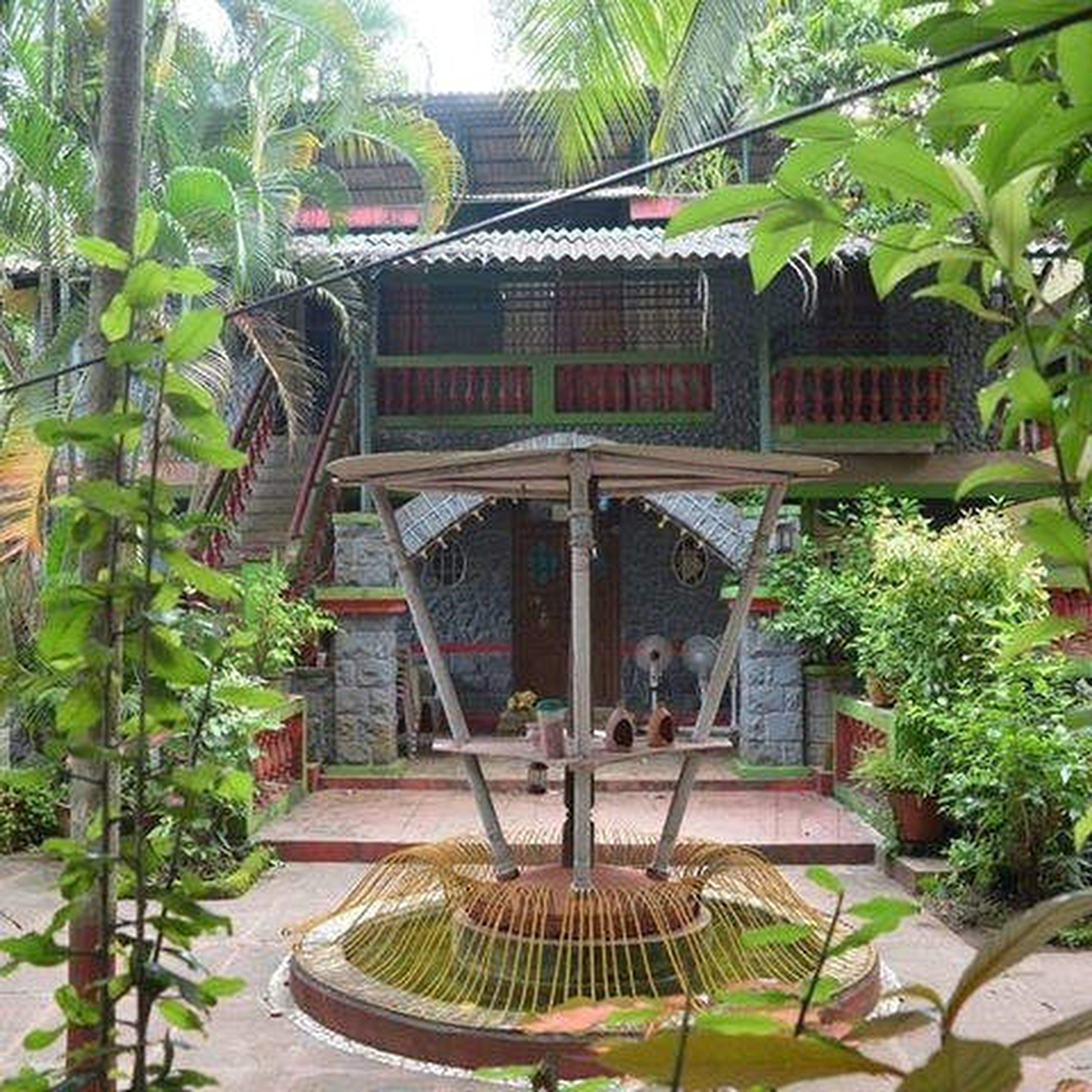 Hotel Radhangan - Tap to explore photos