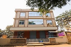 RAJ SHANTI GUEST HOUSE, Varanasi