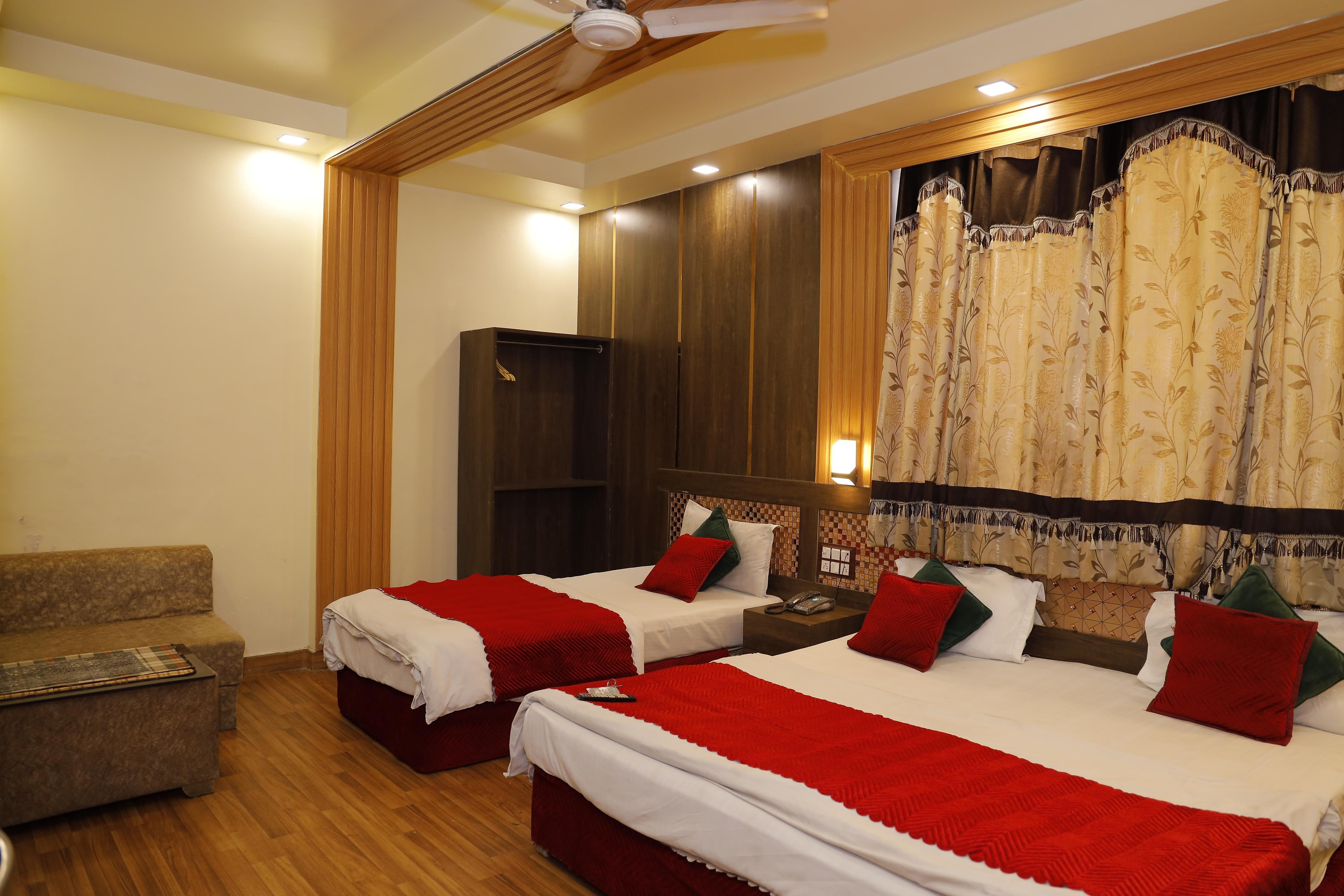 Hotel Om International @Paharganj - Tap to explore photos
