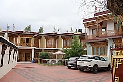 Hotel Royal Plaza, Leh