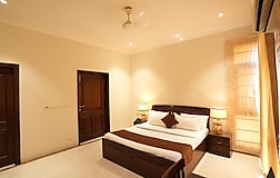 Executive Suite with Balcony