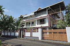 Captains Cabin, Alleppey- A Premium Backwater Mansion, Kumarakom