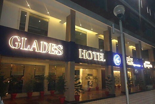 Glades Hotel