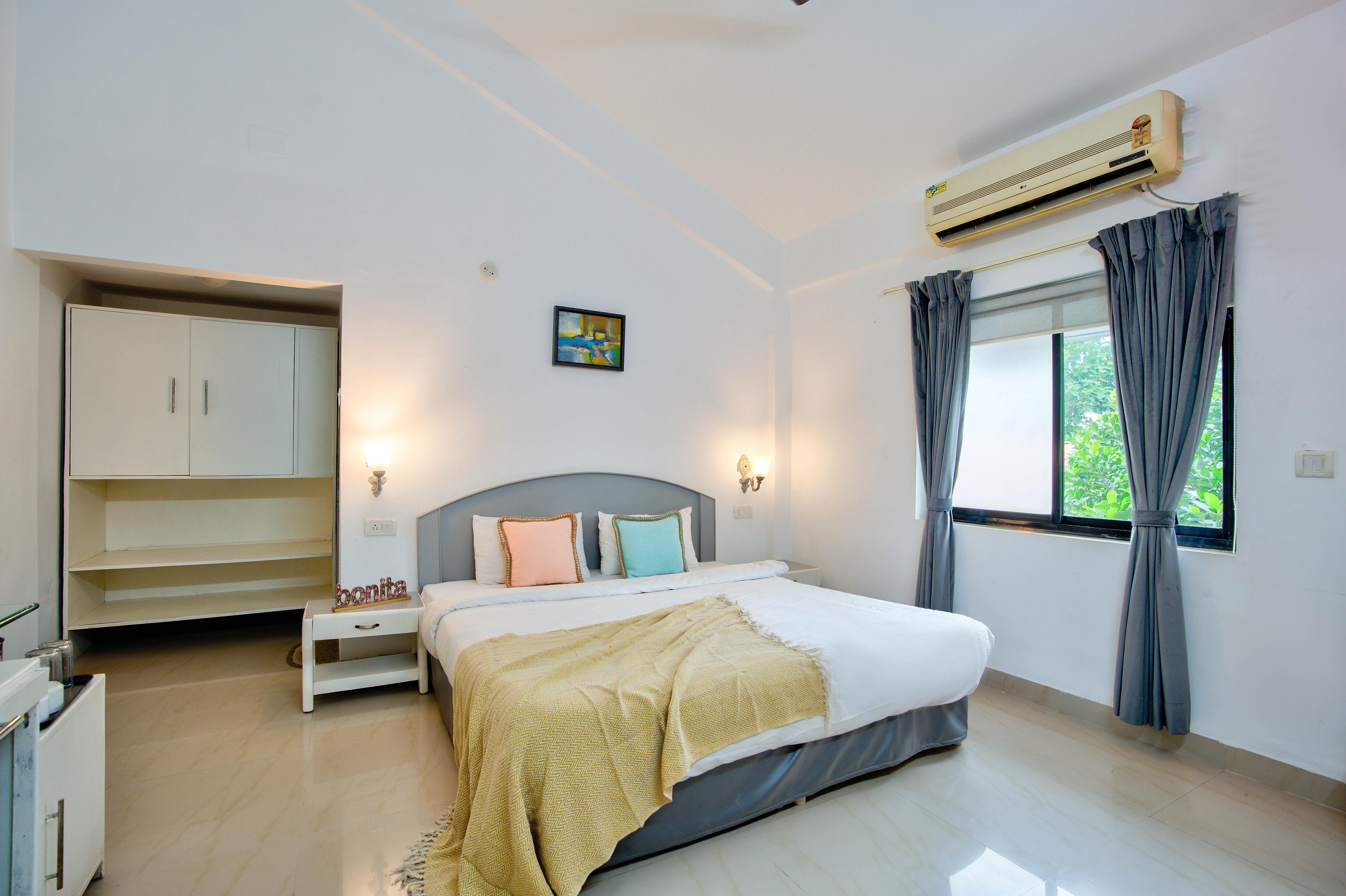 Hotel 69 Calangute - Tap to explore photos