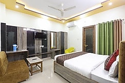 Hotel Aman, Prayagraj