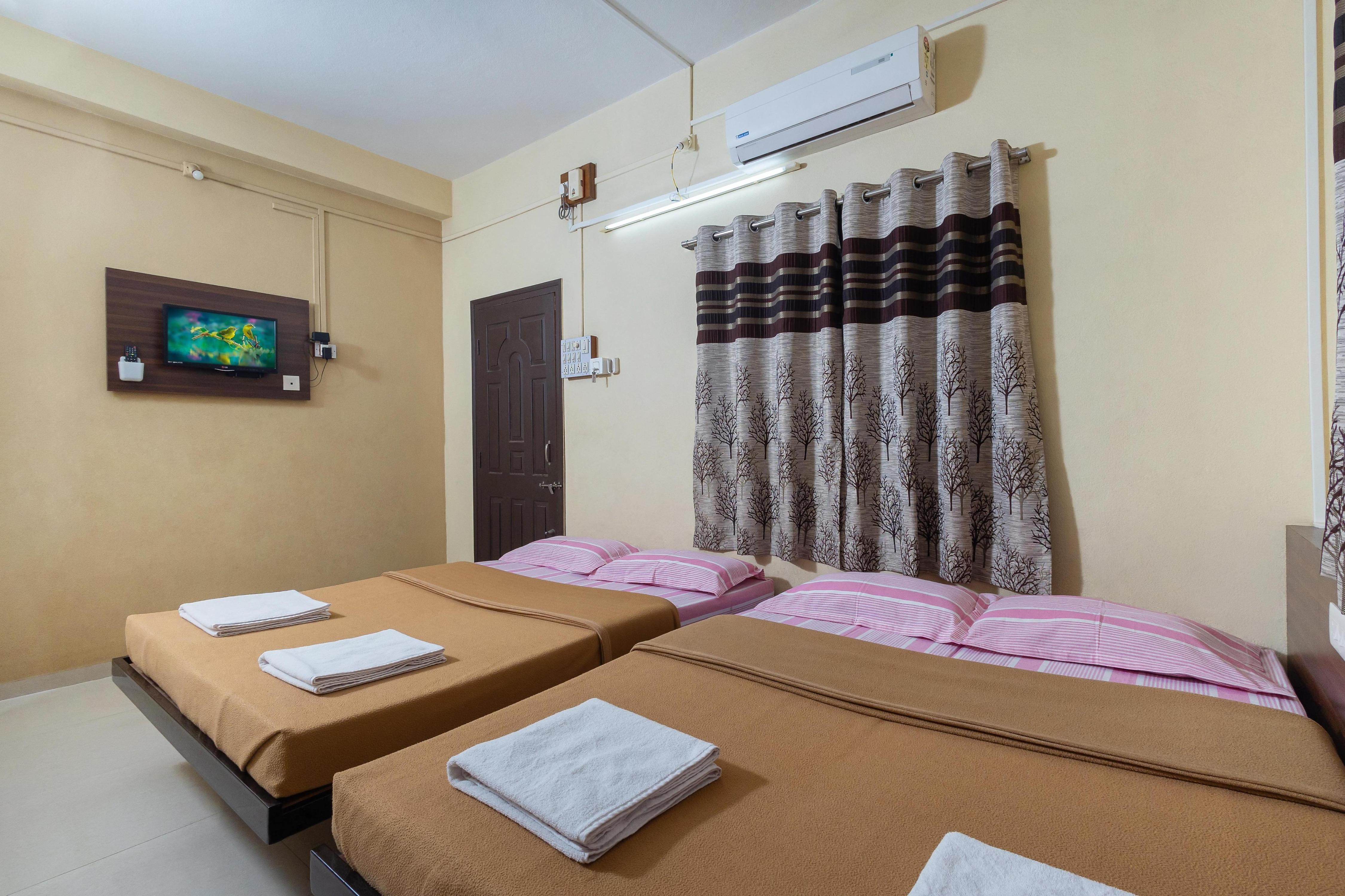 Deluxe Four Bed Non AC Room 1