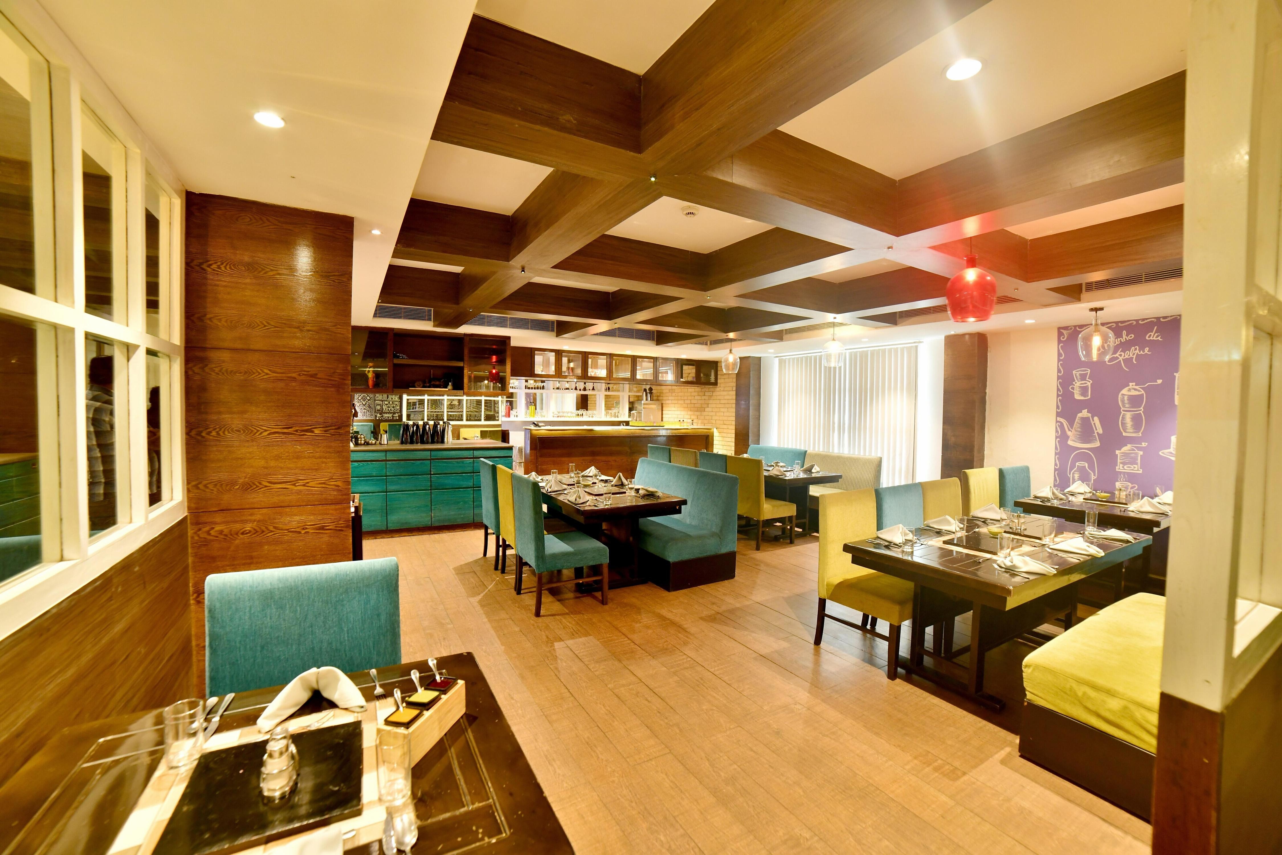 Hash Six Hotels Coimbatore INR 882 OFF ( ̶2̶9̶9̶9̶ ) Hotel Price