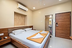 Hotel Balwas, Mumbai